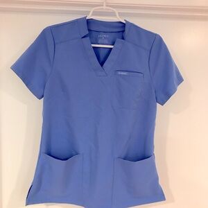 Jaanuu Scrub Top